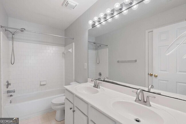 Building Photo - 7810 Brookwood Way