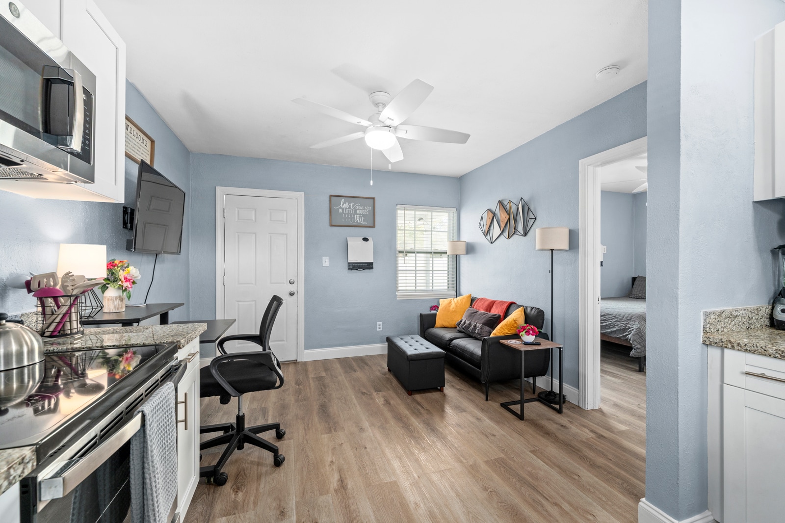 Front room - 401 S Mars Ave