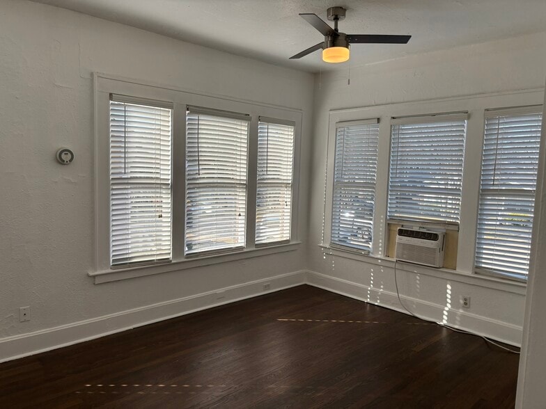 Building Photo - 5638 Richard Ave