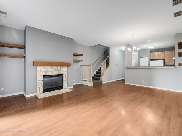 Building Photo - 835 Genesee Dr