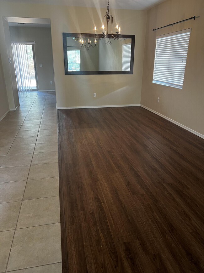 Building Photo - 768 West Calle Valenciana