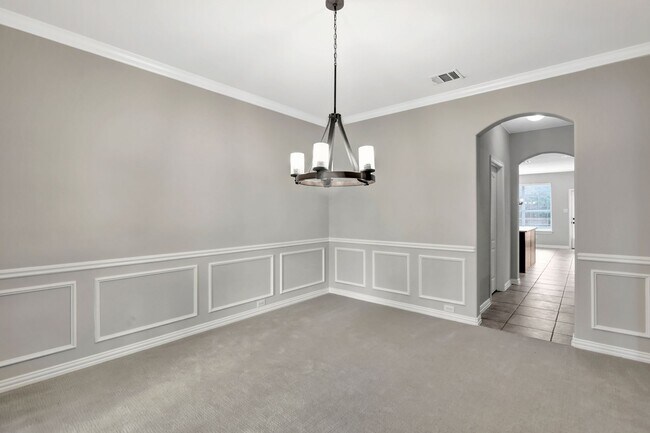 Building Photo - Stonebridge Ranch Beauty