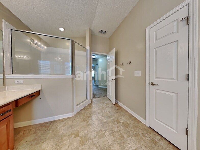 Building Photo - 3920 Trail Ridge Rd