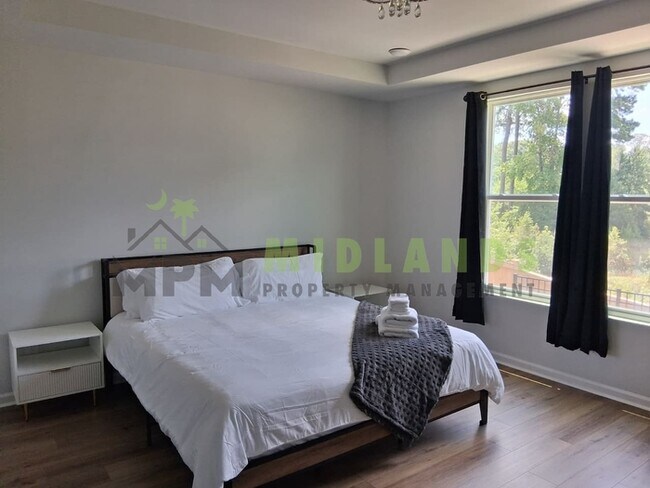 Building Photo - 1127 Eagleston Wy