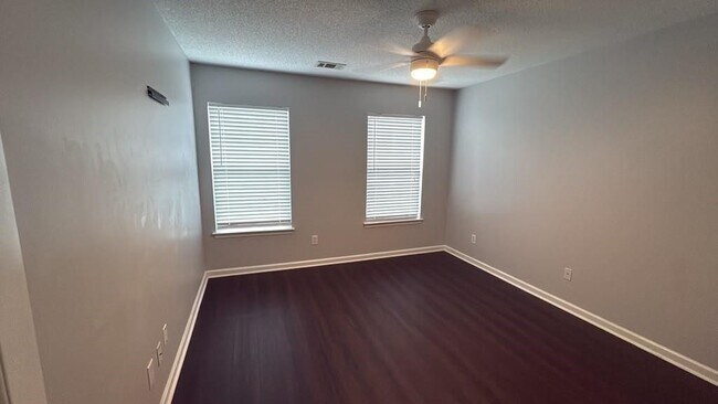 Building Photo - 387 Weatherstone Pl