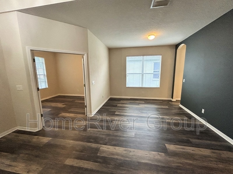 Building Photo - 5221 Clover Mist Dr