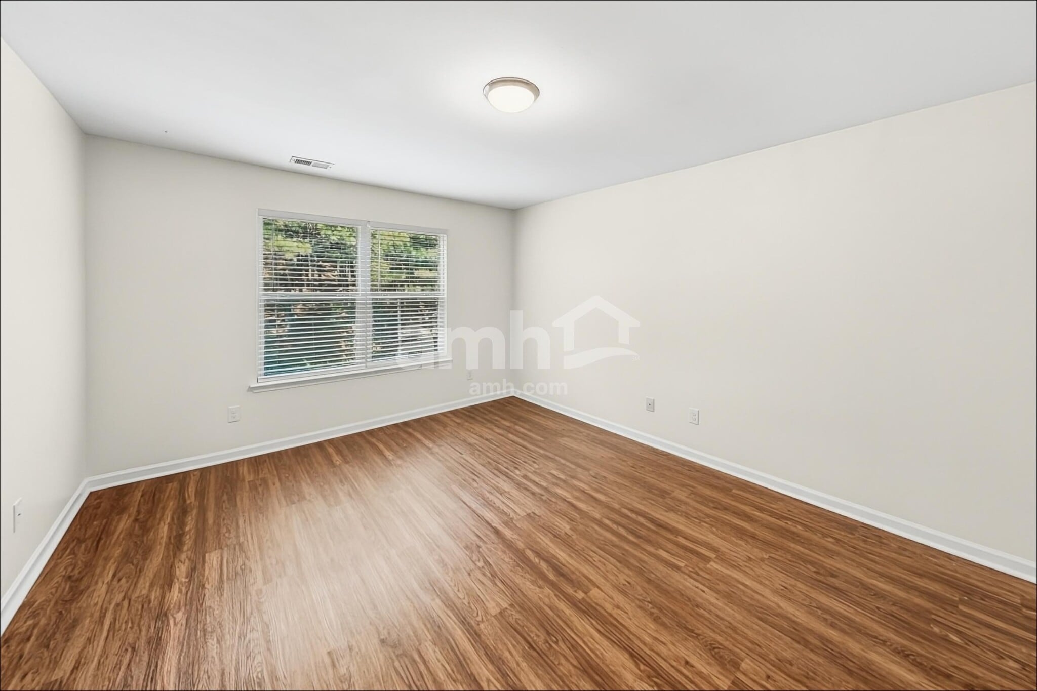 Building Photo - 343 Alcovy Way