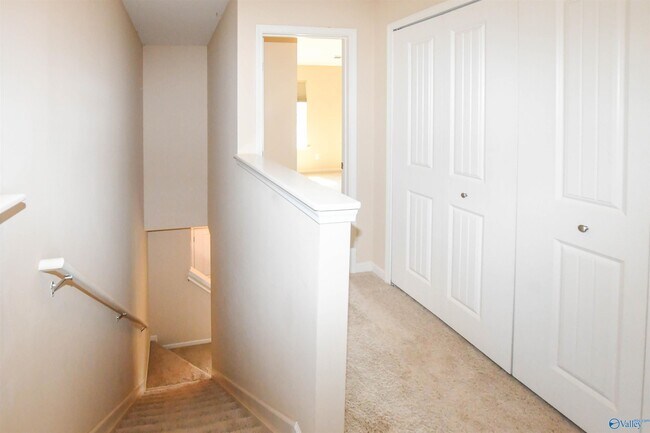 Building Photo - 324 Falling Water Ln SW