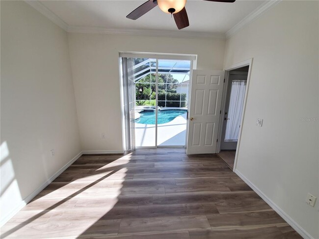 Building Photo - 5262 Far Oak Cir