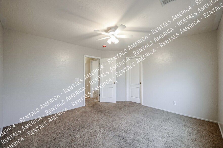 Building Photo - 1155 E Winchester Pl