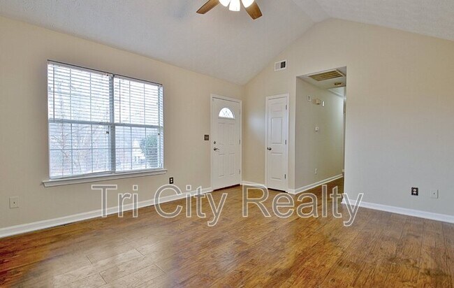 Building Photo - 350 Cobbler Dr