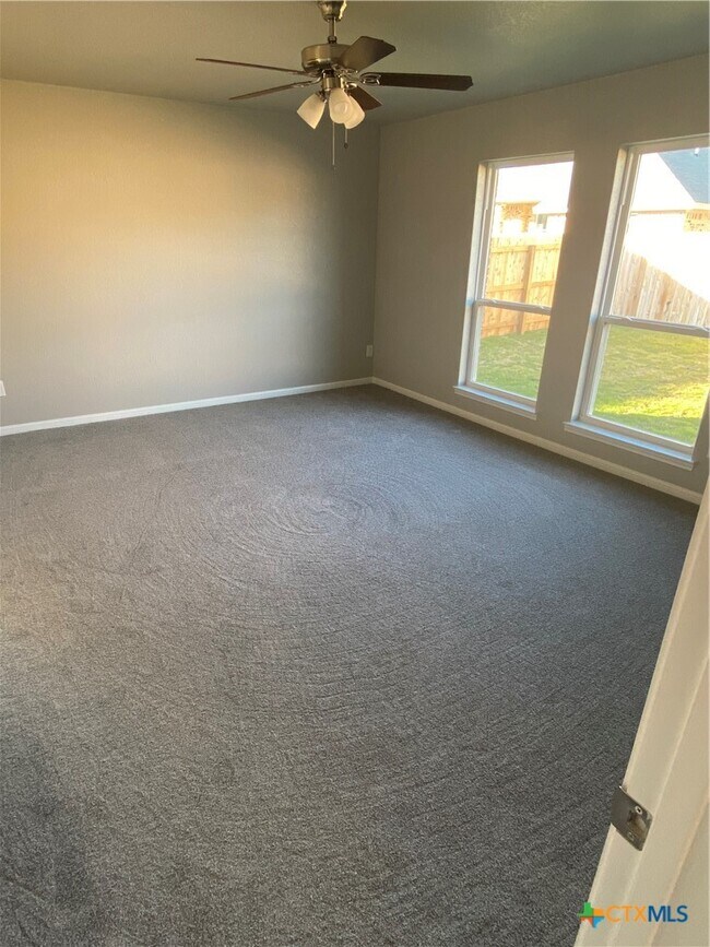 Building Photo - 811 Marlow Cove