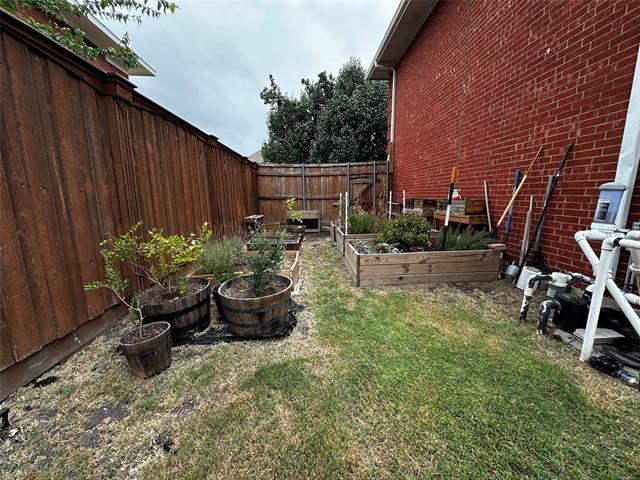 Building Photo - 7513 Colfax Dr