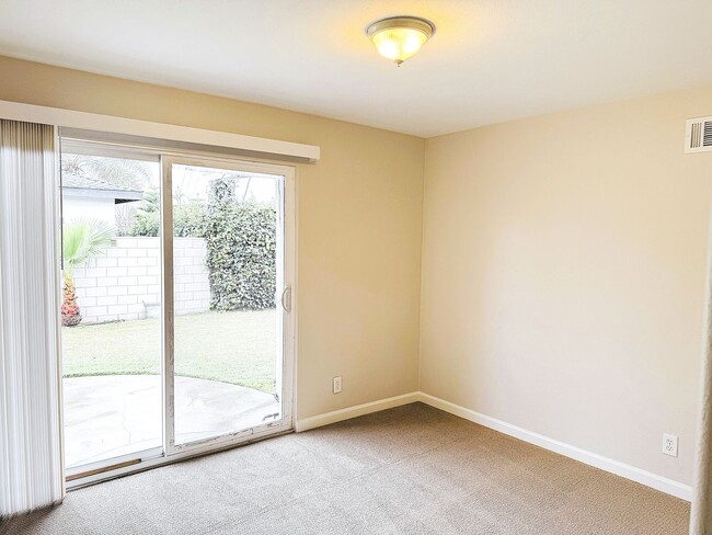 Building Photo - Charming 4-Bedroom Home with Spacious Backyard in Garden Grove!