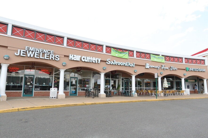 Colonnade-Various Shopping - 13619 Orchard Dr