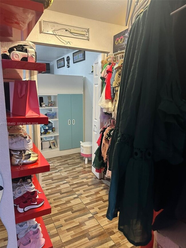 Building Photo - 13854 SW 67th Terrace