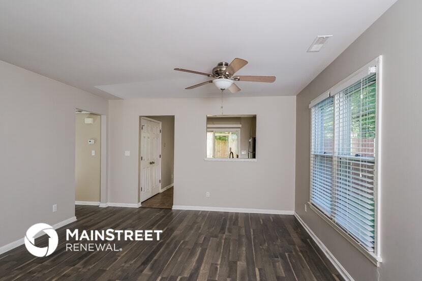 Building Photo - 10501 Bay Pointe Ct