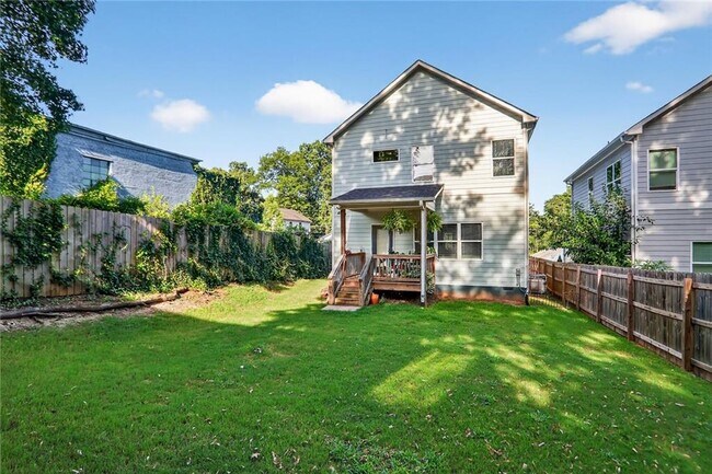 Building Photo - 1170 Moton Ave SW