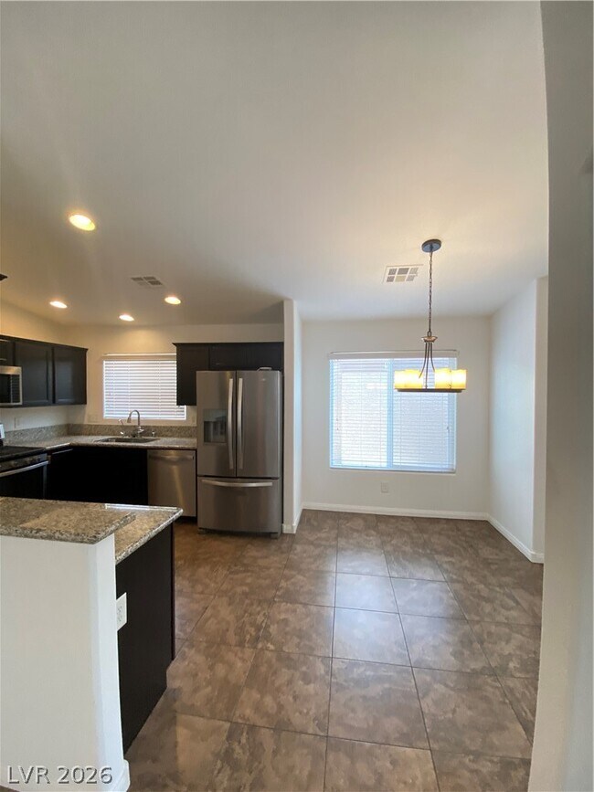 Building Photo - 2311 Silver Crew Pass