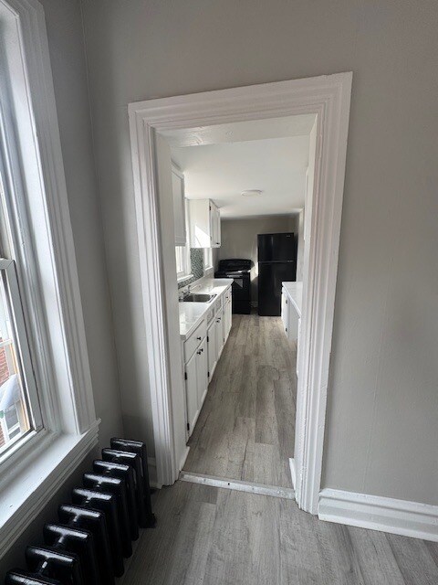 Building Photo - 467 N Evans St