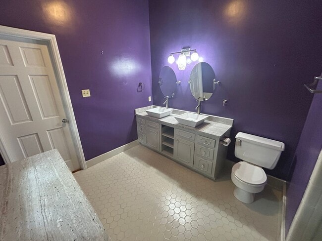 Building Photo - 5 Bed | 3.5 Bath House in Raleigh