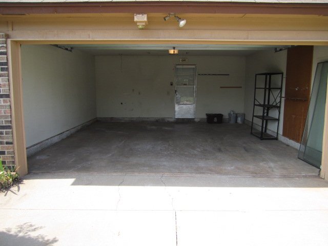 Building Photo - 2701 Pennington Ave