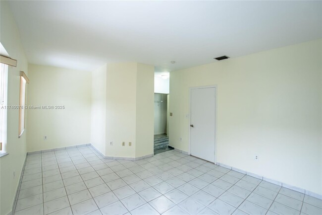 Building Photo - 6400 SW 138th Ct