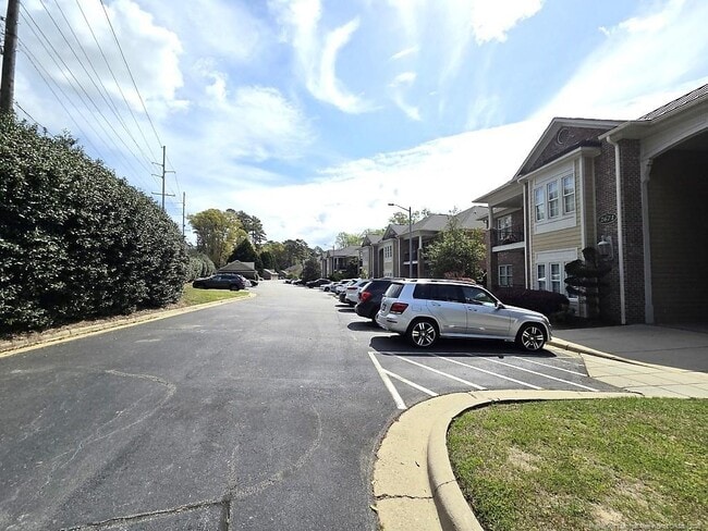 Building Photo - 2671 Lockwood Rd