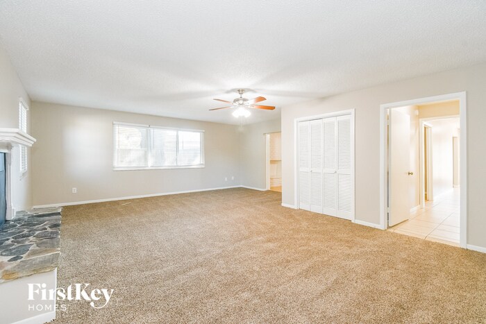 Building Photo - 8801 Coventry Ct