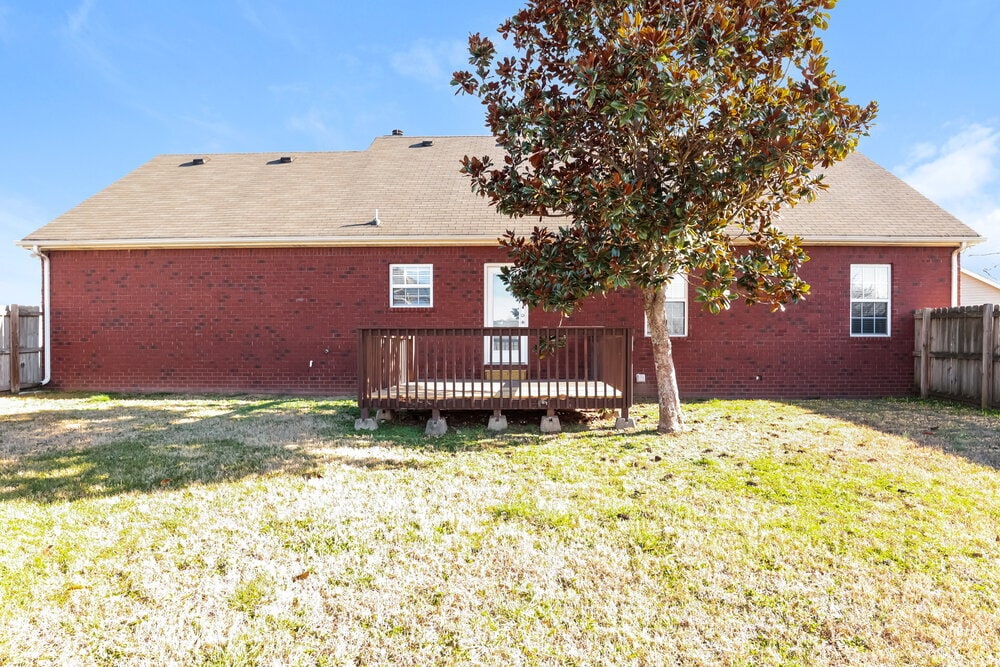Building Photo - 2927 Islington Dr