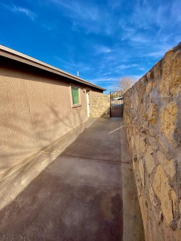 Building Photo - 4609 Joseph Rodriguez Dr