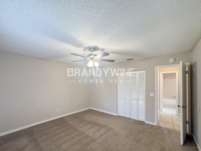 Building Photo - 8236 Weybridge Dr