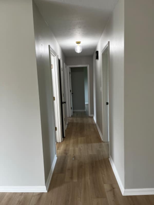 Building Photo - 3905 Carriage Hill Dr