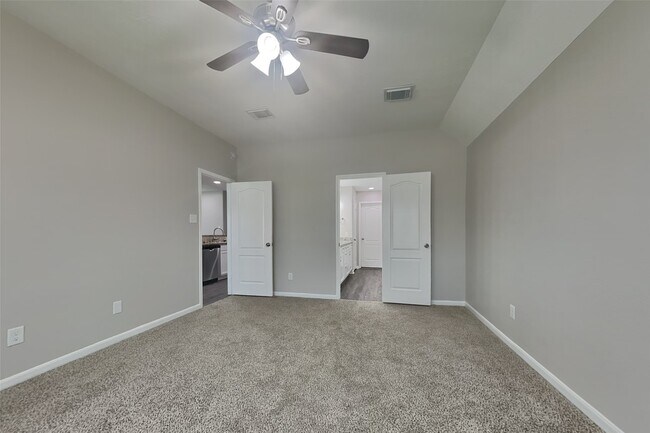Building Photo - 22447 Stamford Brook Ct