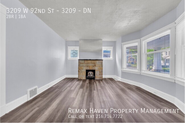 Building Photo - 3209 W 92nd St
