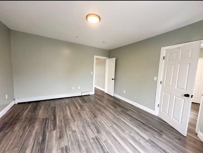 Building Photo - 130 South St