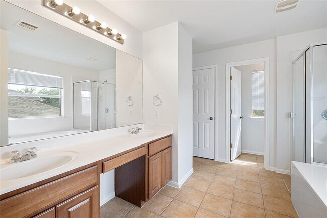 Building Photo - 4101 Bandice Ln