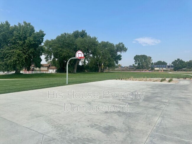 Building Photo - 3900 Pinnacles Ct