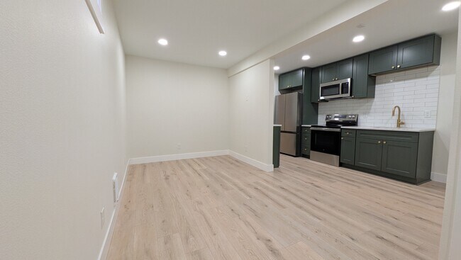 Building Photo - 4310 Grant St