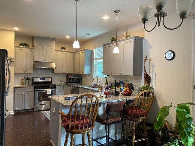 Building Photo - 12820 Heath Grove Dr