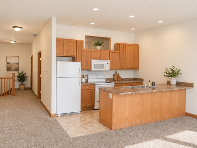 Kitchen - 121-123 S Main St