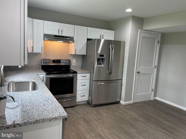 Building Photo - 108 Hunter Run Rd