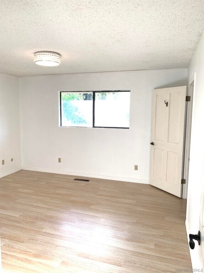 Building Photo - 9109 Huntley Rd