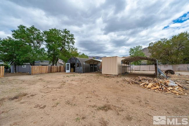 Building Photo - 215 Mule Deer Rd