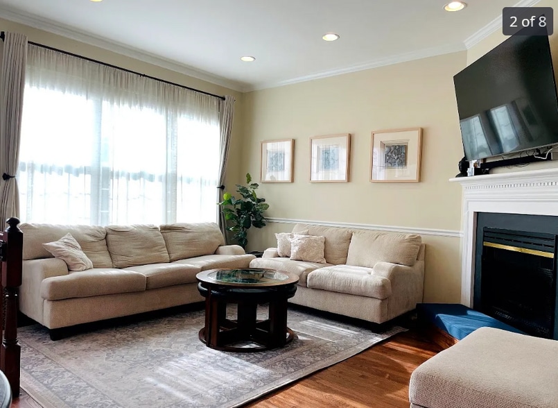 Building Photo - 12022 Edgemere Cir