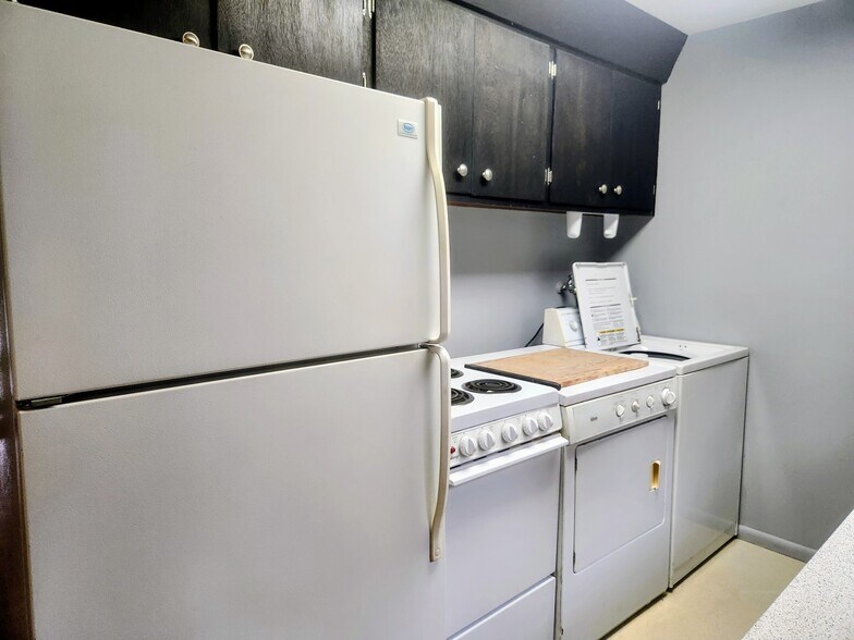 WASHER AND DRYER - 5301 Ravenna Ave NE