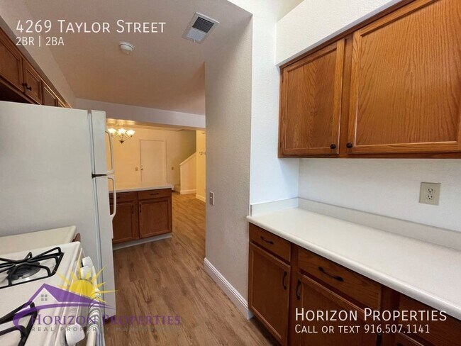 Building Photo - 4269 Taylor St