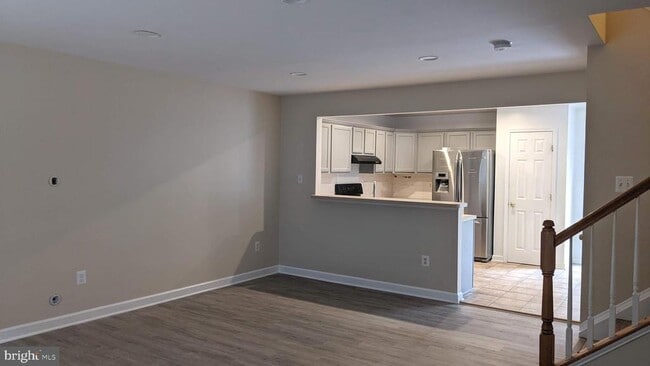 Building Photo - 829 Gallows Ct