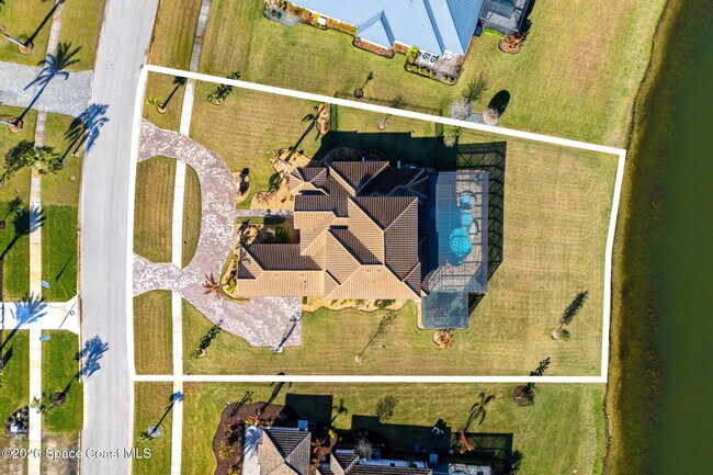Building Photo - 3638 Lake Adelaide Pl