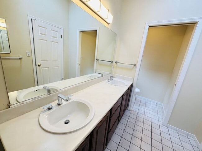 Building Photo - Beautiful updated 2 Story condo in Main Chance Estates w/attached 2 car garage!